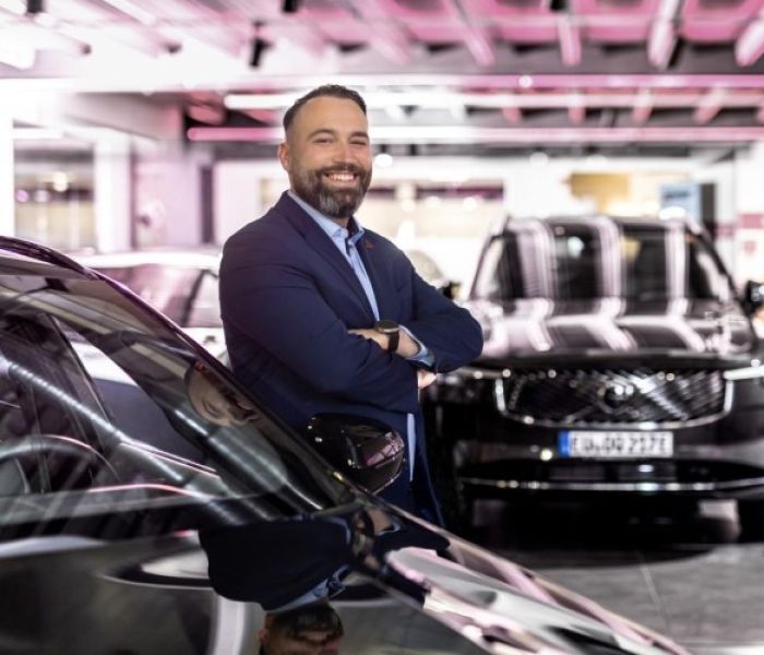Muhamed Smeljaj, neuer Vertriebschef bei ARNDT. (Foto: Arndt Automobile GmbH)